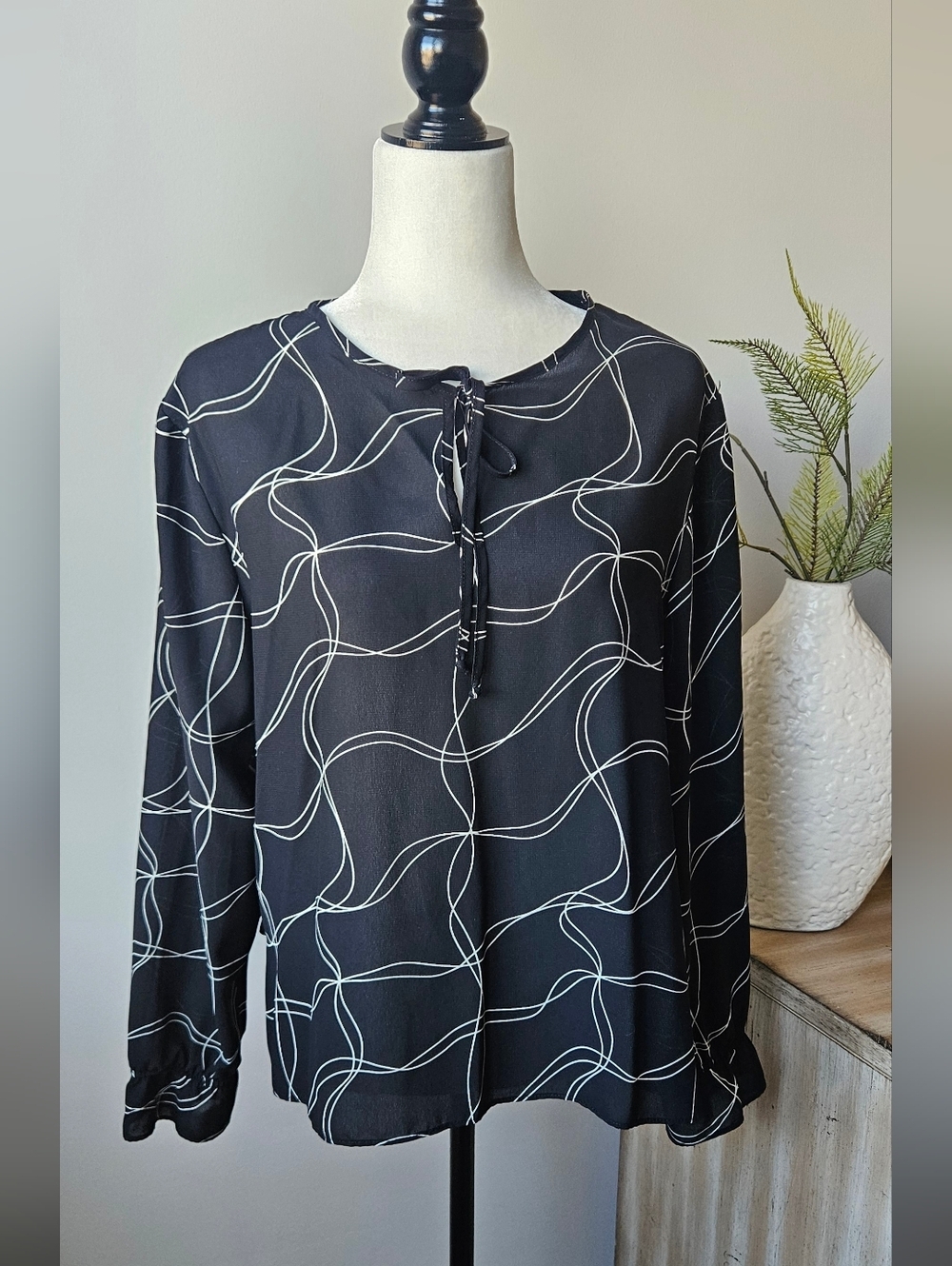 Patterned Black Tie-Neck Blouse